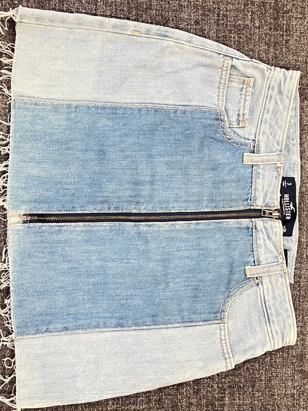 Hollister California High Rise Denim Skirt Size 3 W26 zipper detail two-tone NWT